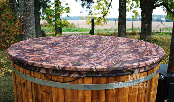 Luxurious hot tub from Sauneco