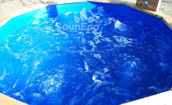 Luxurious hot tub jacuzzi from Sauneco