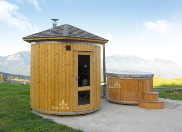 Wooden Barrel Sauna T24E from Sauneco