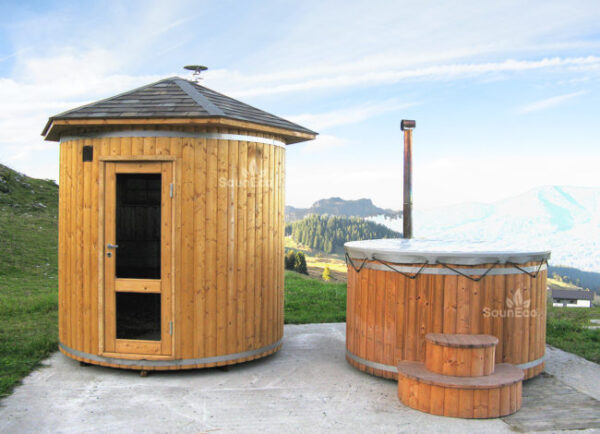 Wooden Barrel Sauna T24E from Sauneco