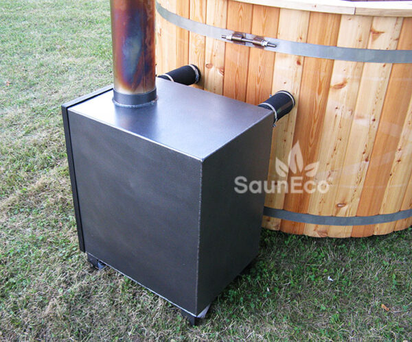 Wooden Hot Tub from Sauneco