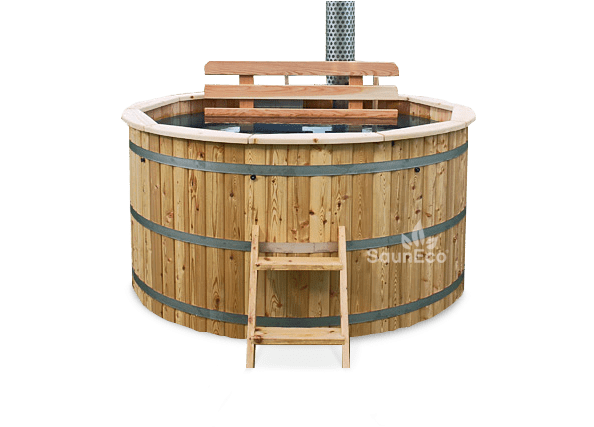 Wooden Hot Tub Bath Barrel from Sauneco